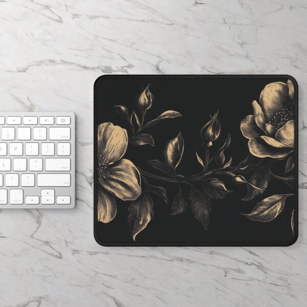 Dark Botanical Vintage Mouse Pad - Elegant Floral Desk Mat for Office & Gaming
